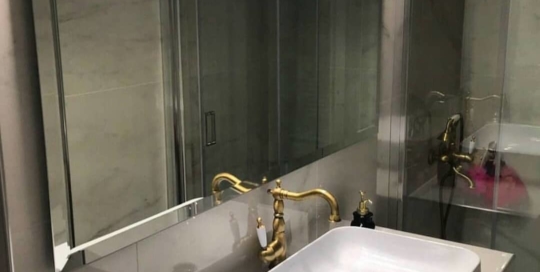 Καθρέπτης Μπάνιου