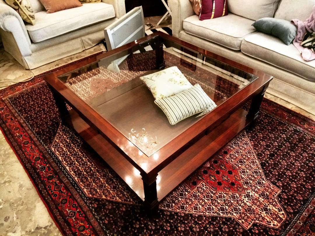 Τζάμια για τραπέζι σαλονιού